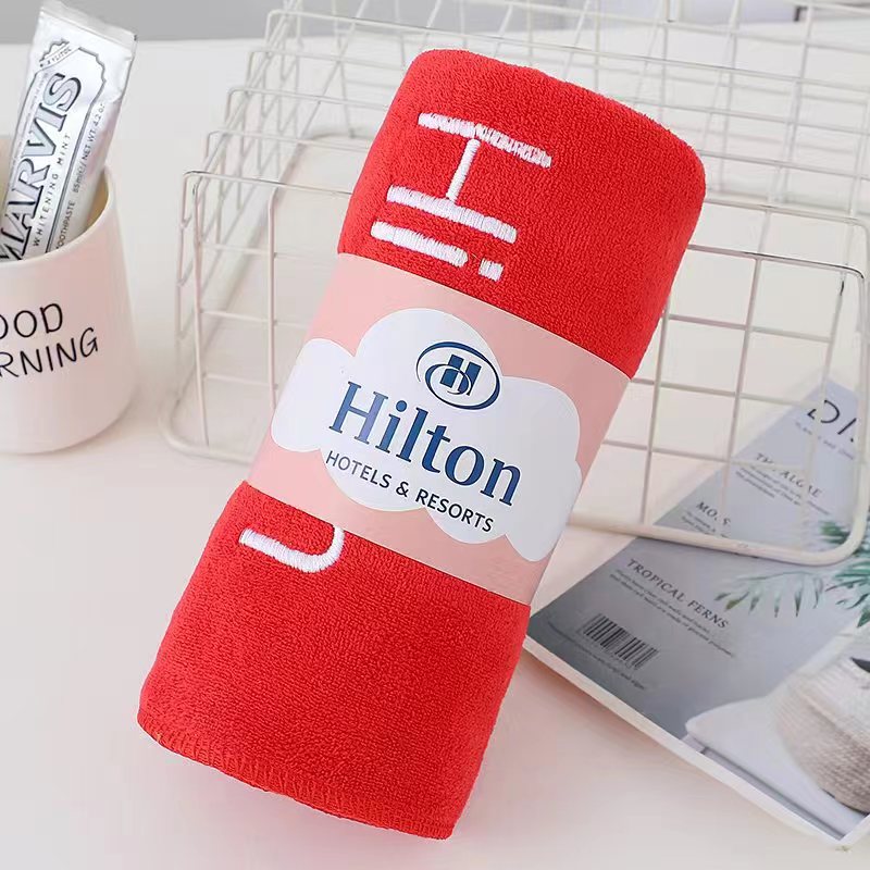 Serviette de bain brodée