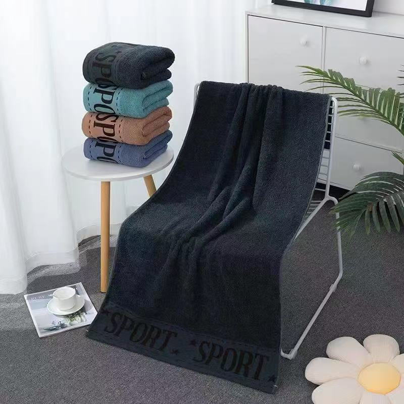 Мягкие, яркие цвета, не выцветают, хорошо впитывают воду.